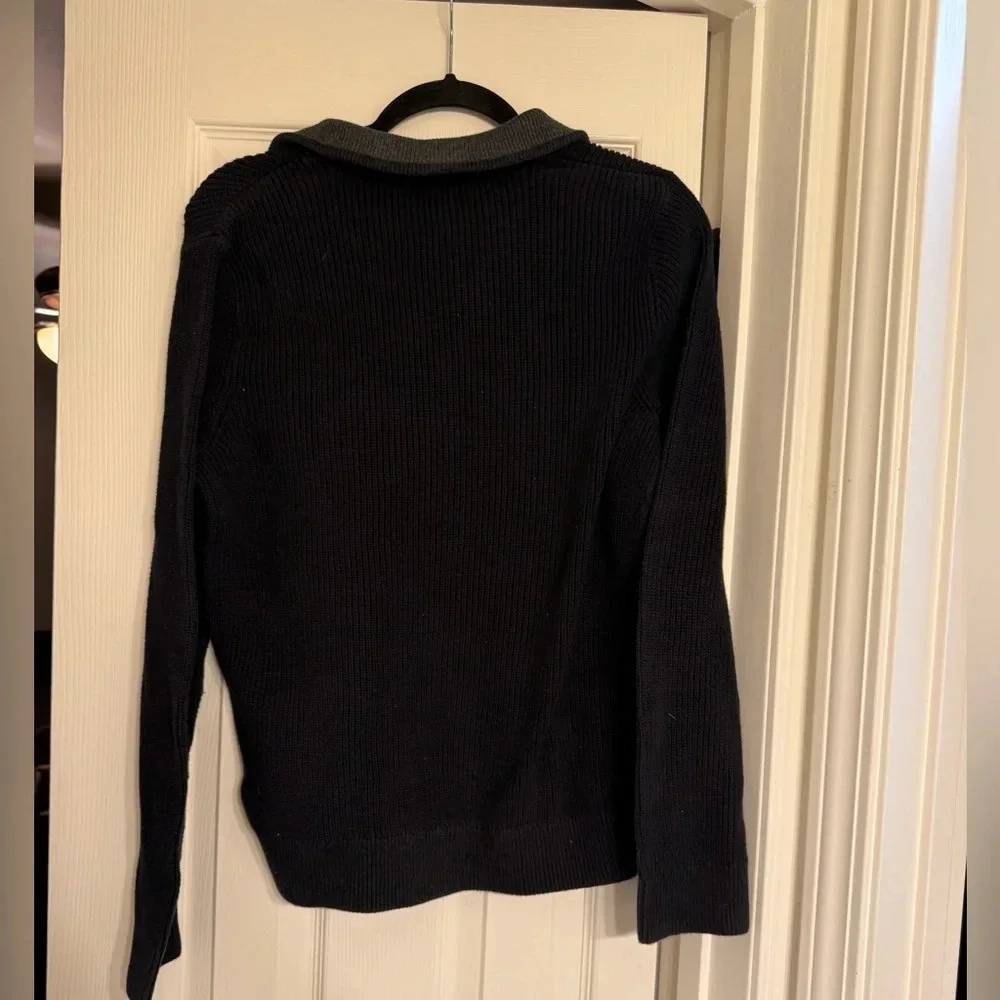Express Men’s Black Sweater Size L